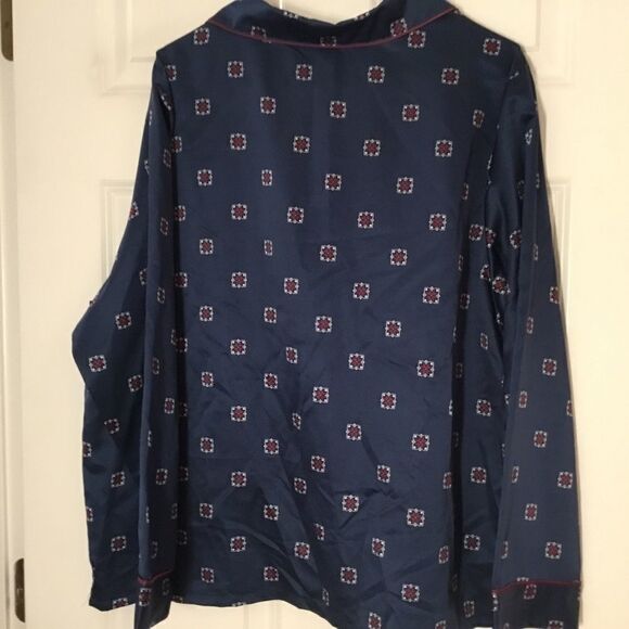 NWOT Women’s Pajama Top Long Sleeve Size XXL - Picture 2 of 4